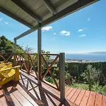 Nyaraló Hermanas A Y B *