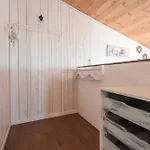 Hermanas A Y B Nyaraló *