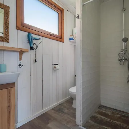 別荘 Hermanas A Y B