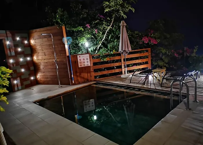 Hermanas A Y B 吉亚德索拉