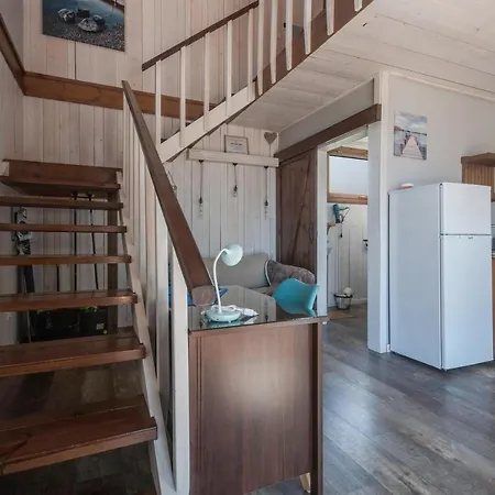 Holiday home Hermanas A Y B *