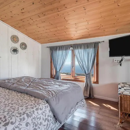 Holiday home Hermanas A Y B *