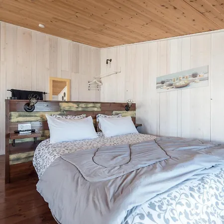 Holiday home Hermanas A Y B *