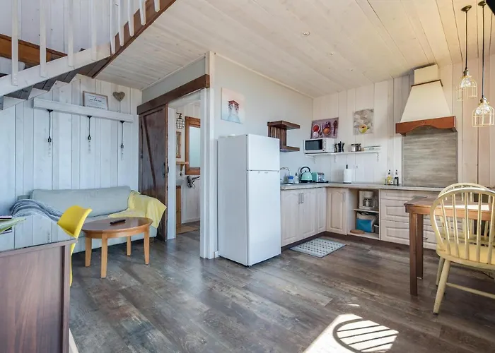 Hermanas A Y B Guía de Isora